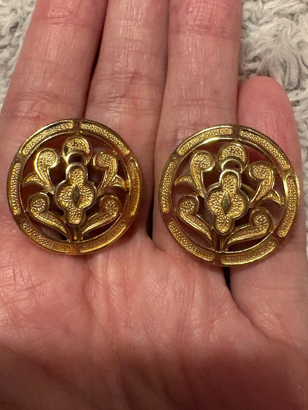 Vintage 1960s Crown Trifari Gold Textured Floral Round Clip On Earrings